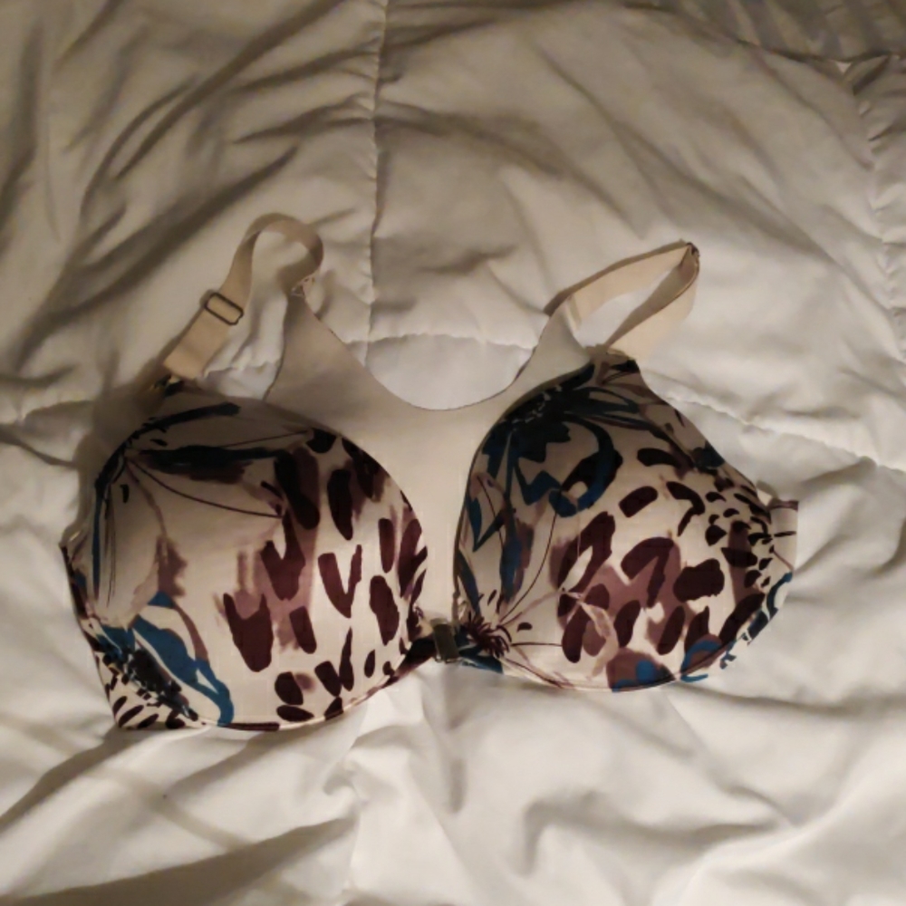 Soma Vanishing Back with Front Closure Bra